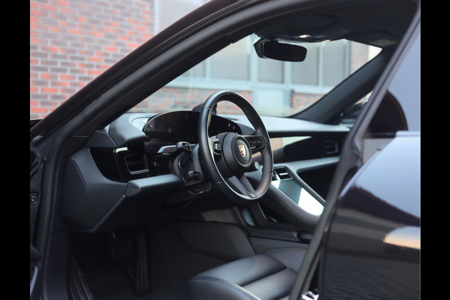 Porsche Taycan Sport Turismo | Performance accu - Sport Chrono - Pano