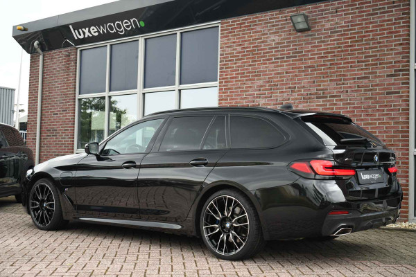 BMW 5 Serie Touring 530e xDrive M-Sport Pano ACC H/K HUD 19inch