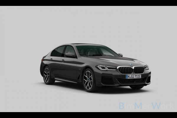 BMW 5 Serie 530e xDrive M-Sport Pano ACC H/K HUD Comf-zetels DAB