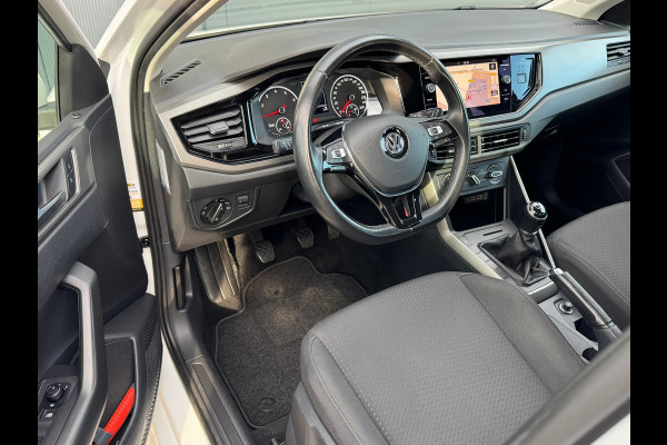 Volkswagen Polo 1.0 TSI 95pk Comfortline * Navigatie * Lm Velgen * Adaptieve Cruise Control *