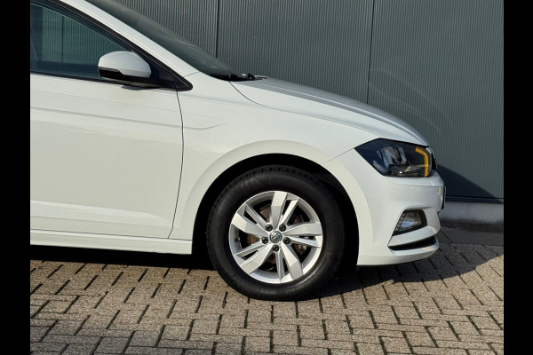 Volkswagen Polo 1.0 TSI 95pk Comfortline * Navigatie * Lm Velgen * Adaptieve Cruise Control *