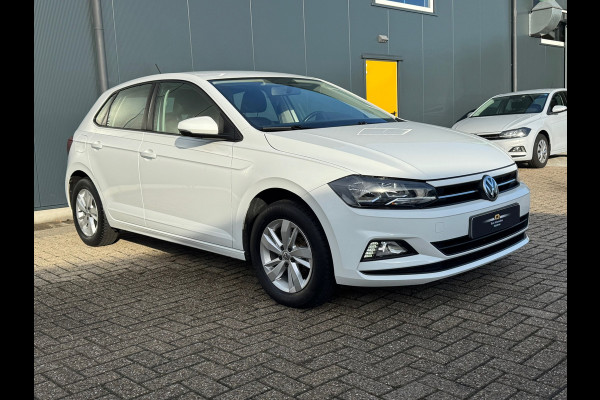 Volkswagen Polo 1.0 TSI 95pk Comfortline * Navigatie * Lm Velgen * Adaptieve Cruise Control *