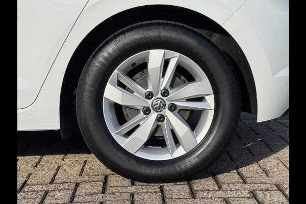 Volkswagen Polo 1.0 TSI 95pk Comfortline * Navigatie * Lm Velgen * Adaptieve Cruise Control *