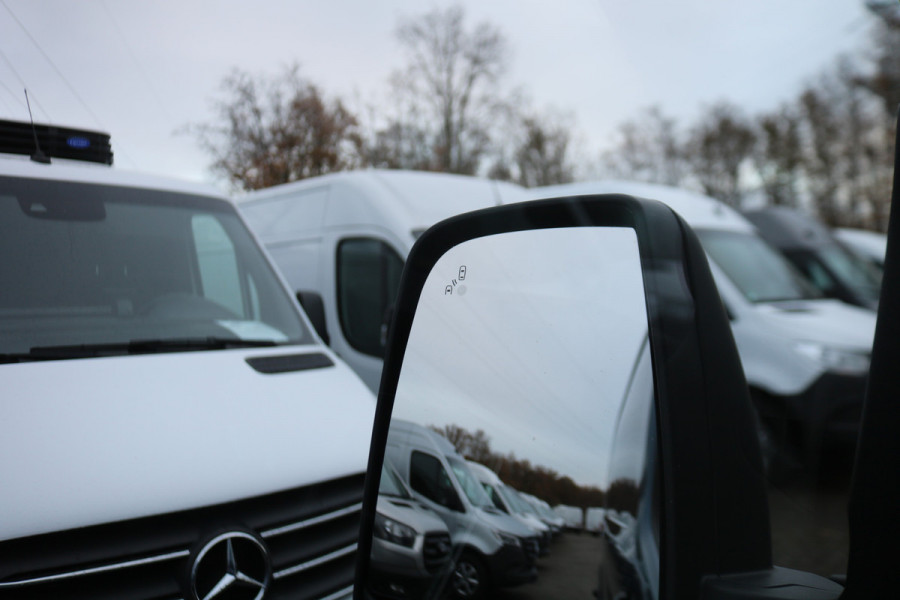 Ford E-Transit 350 L3 H2 Trend 68 kWh Navigatie Adapt. Cruise 360 Camera