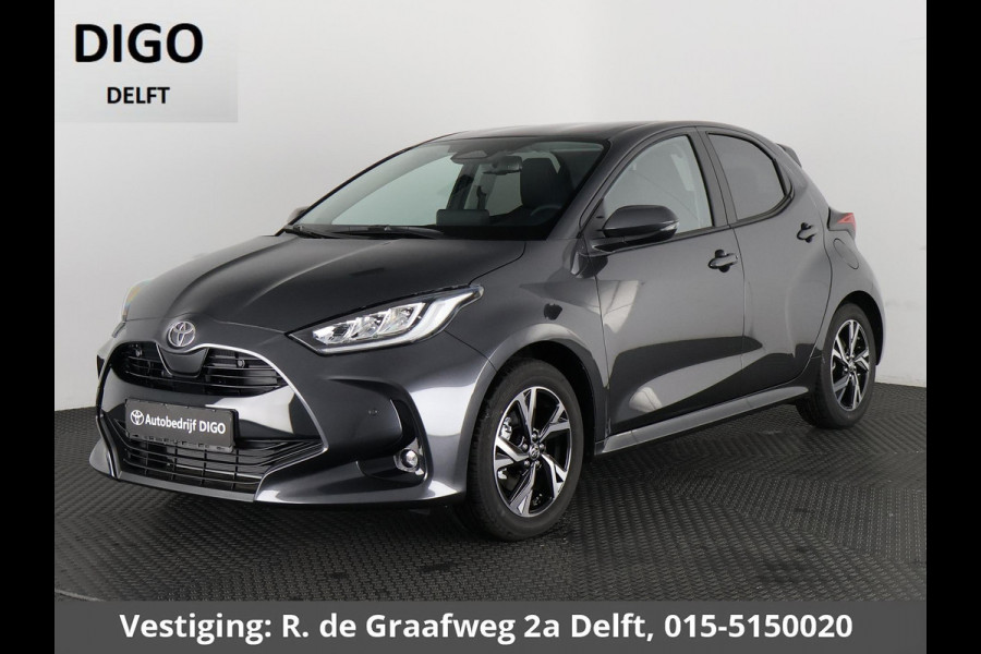 Toyota Yaris 1.5 Hybrid Dynamic Luxury | Stuur- & Stoelverwarming | Camera | Dode hoek detectie | Parkeersensoren Voor & Achter |