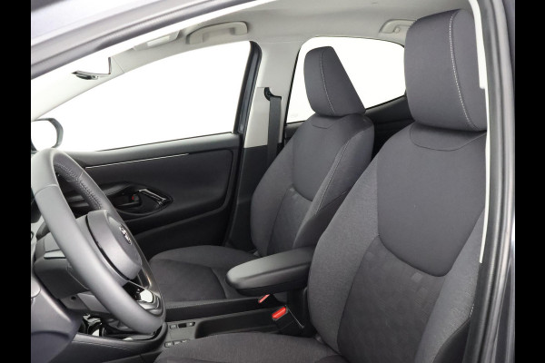 Toyota Yaris 1.5 Hybrid Dynamic Luxury | Stuur- & Stoelverwarming | Camera | Dode hoek detectie | Parkeersensoren Voor & Achter |