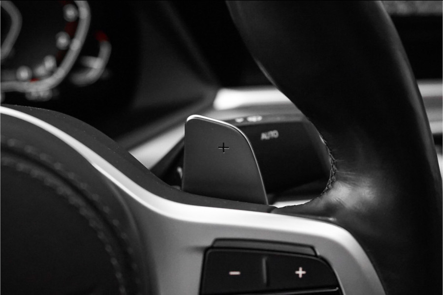 BMW X6 xDrive40i M-Sport Drive Assist Pro SkyLounge Laser 22"