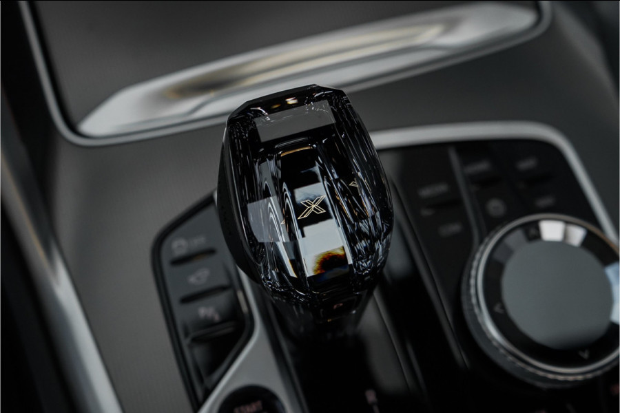 BMW X6 xDrive40i M-Sport Drive Assist Pro SkyLounge Laser 22"