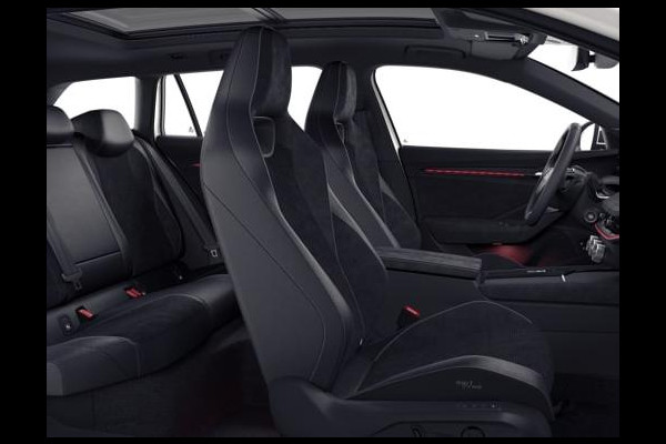 Škoda Superb combi Sportline Business 1.5 TSI PHEV 150 kW / 204 PK Co | Panoramadak, elektrisch bedienbaar | Trekhaak, wegklapbaar | Travel Assist Plus Sportline | Dynamic Chassis Control Pakket | CANTON Soundsystem | Lichtmetalen velgen 19 inch Torcular zwart gepolijst