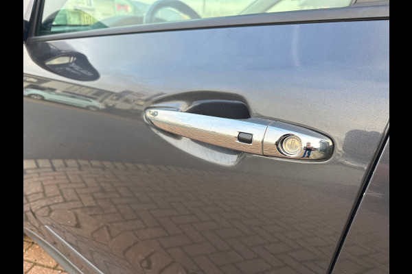 Kia e-Niro DynamicLine 64 kWh SOH 100%/Camera/Navi/