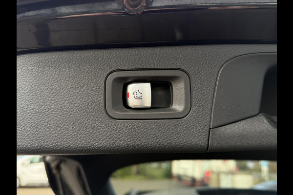 Mercedes-Benz GLC 300e 4MATIC AMG | Navi | Panorama | Trekhaak | Burmester |