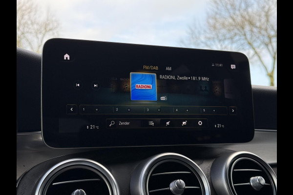 Mercedes-Benz GLC 300e 4MATIC AMG | Navi | Panorama | Trekhaak | Burmester |
