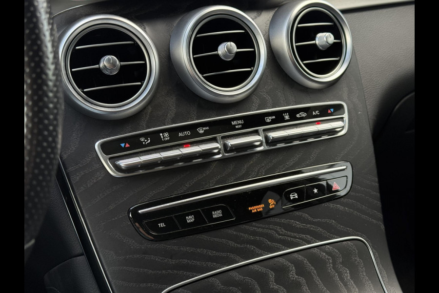 Mercedes-Benz GLC 300e 4MATIC AMG | Navi | Panorama | Trekhaak | Burmester |