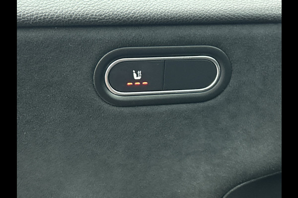 Mercedes-Benz A-Klasse 220 Premium Plus AMG-Line(Goed OnderH, Panorama, Carplay, Stoelen, StoelV, Camera, Navi, Etc)