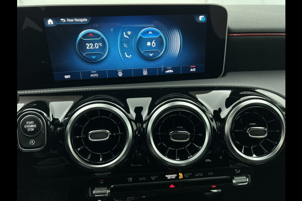 Mercedes-Benz A-Klasse 220 Premium Plus AMG-Line(Goed OnderH, Panorama, Carplay, Stoelen, StoelV, Camera, Navi, Etc)
