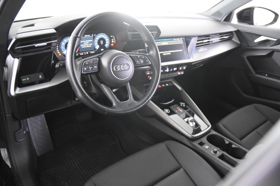 Audi A3 Sportback 30 TFSI *1ste Eigenaar*Navigatie*Stoelverwarming*Keyless*