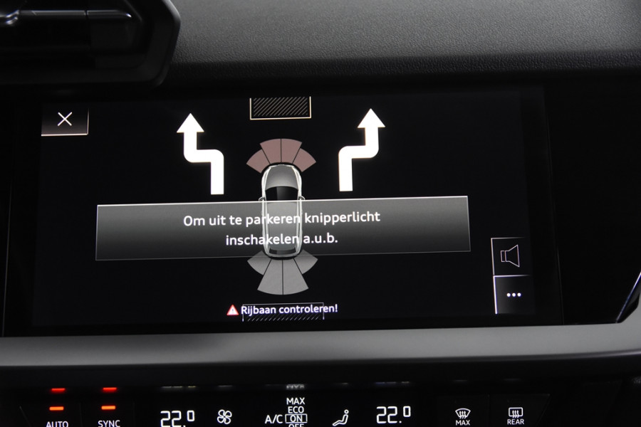 Audi A3 Sportback 30 TFSI *1ste Eigenaar*Navigatie*Stoelverwarming*Keyless*