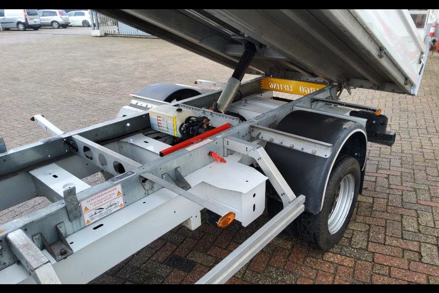 Renault Master 165.35 DUBBELE CABINE - EURO 6 - V-75-NNG - DUBBELLUCHT KIPPER + TREKHAAK