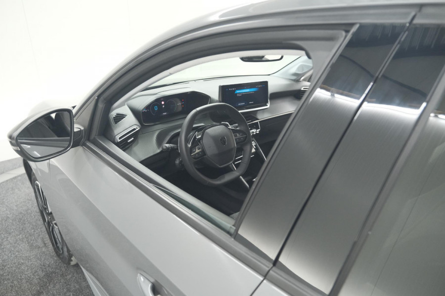 Peugeot 208 Hybrid 100 e-DCS6 Allure | Camera | Apple Carplay | Keyless Entry | Parkeersensoren