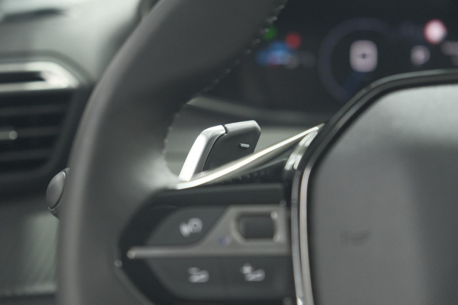 Peugeot 208 Hybrid 100 e-DCS6 Allure | Camera | Apple Carplay | Keyless Entry | Parkeersensoren