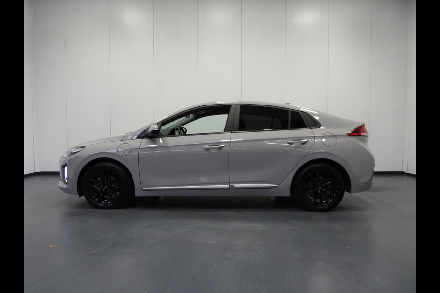 Hyundai IONIQ 1.6 GDi PHEV Plug-In i-Motion NAVI-APP/CAMERA/CLIMA/16"LMV!