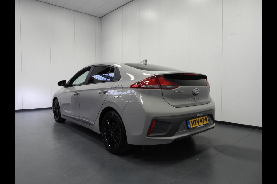 Hyundai IONIQ 1.6 GDi PHEV Plug-In i-Motion NAVI-APP/CAMERA/CLIMA/16"LMV!