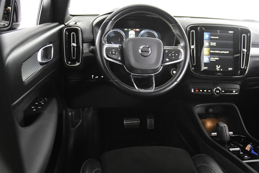 Volvo XC40 1.5 T5 Recharge R-Design *1ste Eigenaar*Panoramadak*Trekhaak*