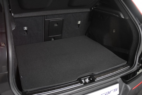 Volvo XC40 1.5 T5 Recharge R-Design *1ste Eigenaar*Panoramadak*Trekhaak*