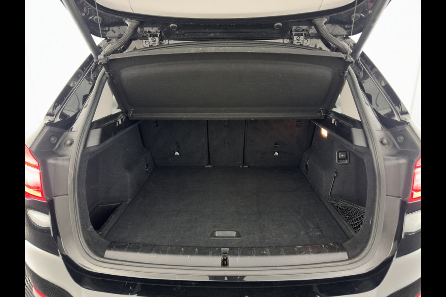 BMW X1 sDrive20i Executive Aut. *XENON | NAVI-FULLMAP | COMFORT-SEATS | ECC | PDC | CRUISE | 17''ALU | TOWBAR*