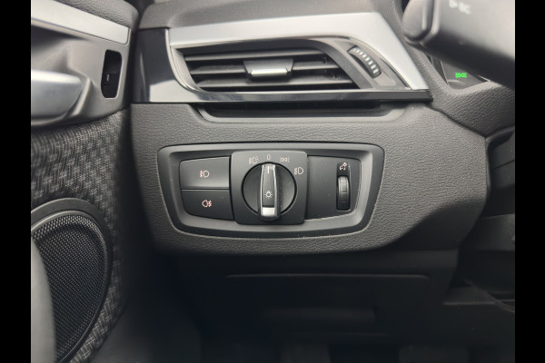 BMW X1 sDrive20i Executive Aut. *XENON | NAVI-FULLMAP | COMFORT-SEATS | ECC | PDC | CRUISE | 17''ALU | TOWBAR*