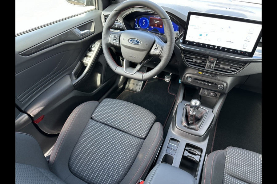 Ford FOCUS Wagon 125PK EBH ST Line X Driverpack | 18inch | Winterpack!