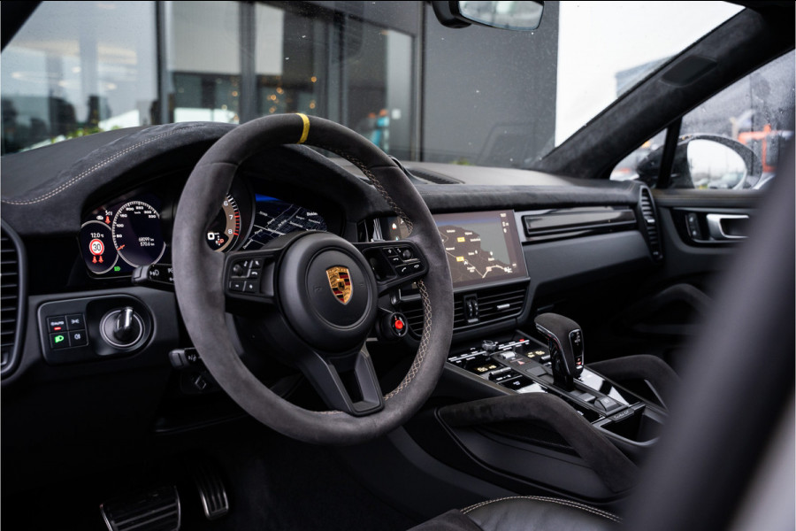 Porsche Cayenne Coupé 4.0 Turbo GT - Individual | Sport Chrono | Luchtvering | HUD