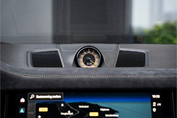 Porsche Cayenne Coupé 4.0 Turbo GT - Individual | Sport Chrono | Luchtvering | HUD