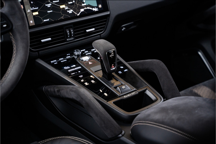 Porsche Cayenne Coupé 4.0 Turbo GT - Individual | Sport Chrono | Luchtvering | HUD