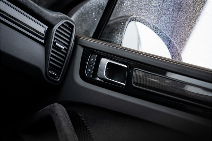 Porsche Cayenne Coupé 4.0 Turbo GT - Individual | Sport Chrono | Luchtvering | HUD