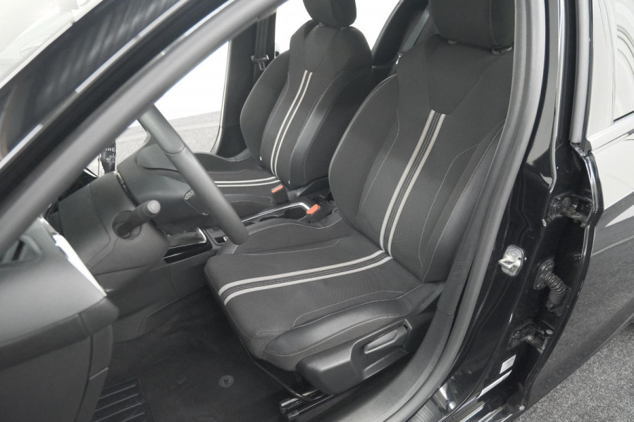 Opel Corsa Turbo 100 GS | Camera | Dodehoekdetectie | Navigatie | Apple Carplay