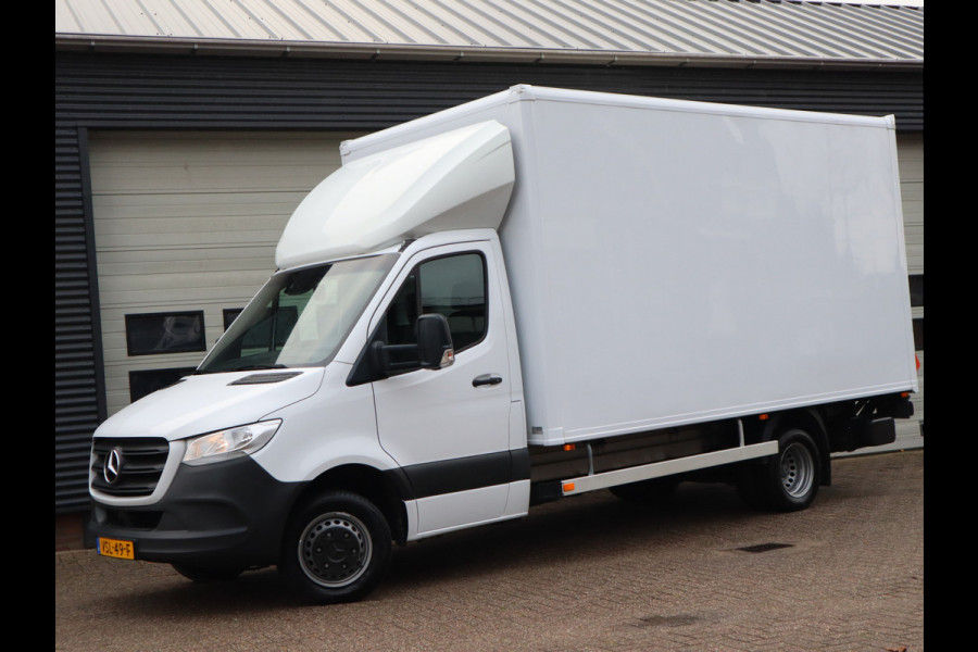 Mercedes-Benz Sprinter 515 CDI Euro 6 Automaat Bakwagen Laadklep - MBUX - Cruise