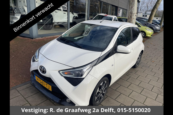 Toyota Aygo 1.0 VVT-i x-joy Apple Carplay/Android Auto | Climtae control | 1E eigenaar | Dealer onderhouden