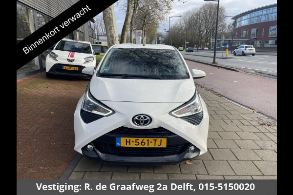 Toyota Aygo 1.0 VVT-i x-joy Apple Carplay/Android Auto | Climtae control | 1E eigenaar | Dealer onderhouden
