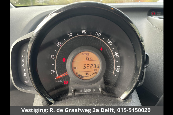 Toyota Aygo 1.0 VVT-i x-joy Apple Carplay/Android Auto | Climtae control | 1E eigenaar | Dealer onderhouden