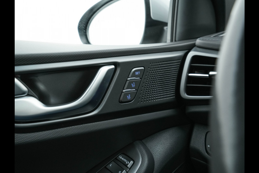 Hyundai IONIQ Premium EV 38 kWh {SOH-100%} Aut *HEATPUMP | LUXURY-LEATHER | FULL-LED | ADAPTIVE-CRUISE | KEYLESS | NAVI-FULLMAP | DAB | CAMERA | MEMORY-PACK | DIGI-COCKPIT | HEATED/VENTILATED-SEATS | CCS- FASTLOADER | PRIVACY-GLASS |