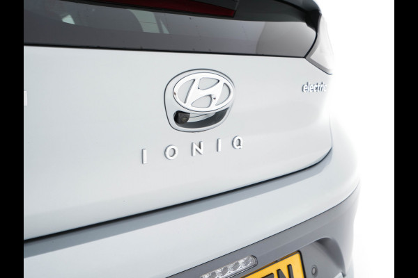 Hyundai IONIQ Premium EV 38 kWh {SOH-100%} Aut *HEATPUMP | LUXURY-LEATHER | FULL-LED | ADAPTIVE-CRUISE | KEYLESS | NAVI-FULLMAP | DAB | CAMERA | MEMORY-PACK | DIGI-COCKPIT | HEATED/VENTILATED-SEATS | CCS- FASTLOADER | PRIVACY-GLASS |