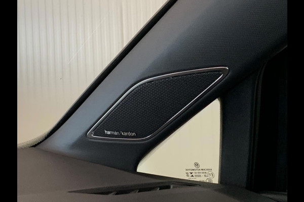 Volkswagen Golf 2.0 TSI R 4Motion | IQ LIGHTS | PANO | LEDER | CAMERA | HARMAN KARDON