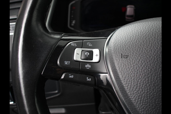 Volkswagen Tiguan 1.5 TSI 150pk DSG Highline | Navigatie | Apple Carplay/Android Auto | Adaptive cruise control | Parkeersensoren | Camera | Park Assist | Lane Assist | Stoel- en stuurverwarming | Getinte ramen | Virtual Cockpit |  LED-verlichting voor