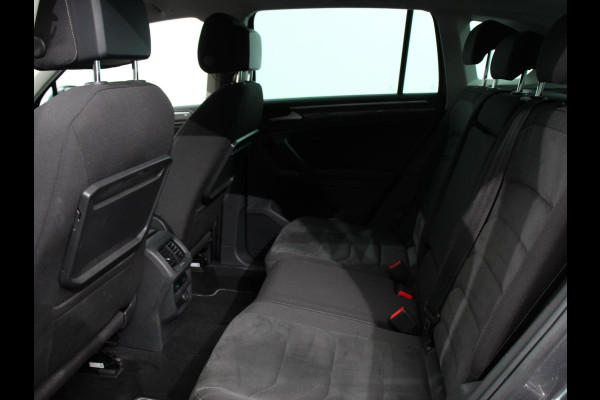 Volkswagen Tiguan 1.5 TSI 150pk DSG Highline | Navigatie | Apple Carplay/Android Auto | Adaptive cruise control | Parkeersensoren | Camera | Park Assist | Lane Assist | Stoel- en stuurverwarming | Getinte ramen | Virtual Cockpit |  LED-verlichting voor