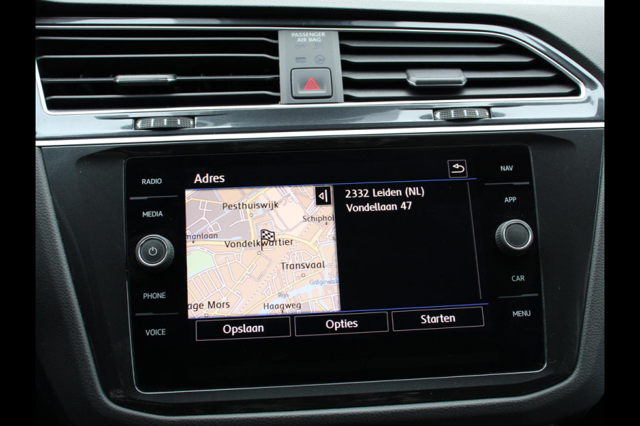 Volkswagen Tiguan 1.5 TSI 150pk DSG Highline | Navigatie | Apple Carplay/Android Auto | Adaptive cruise control | Parkeersensoren | Camera | Park Assist | Lane Assist | Stoel- en stuurverwarming | Getinte ramen | Virtual Cockpit |  LED-verlichting voor