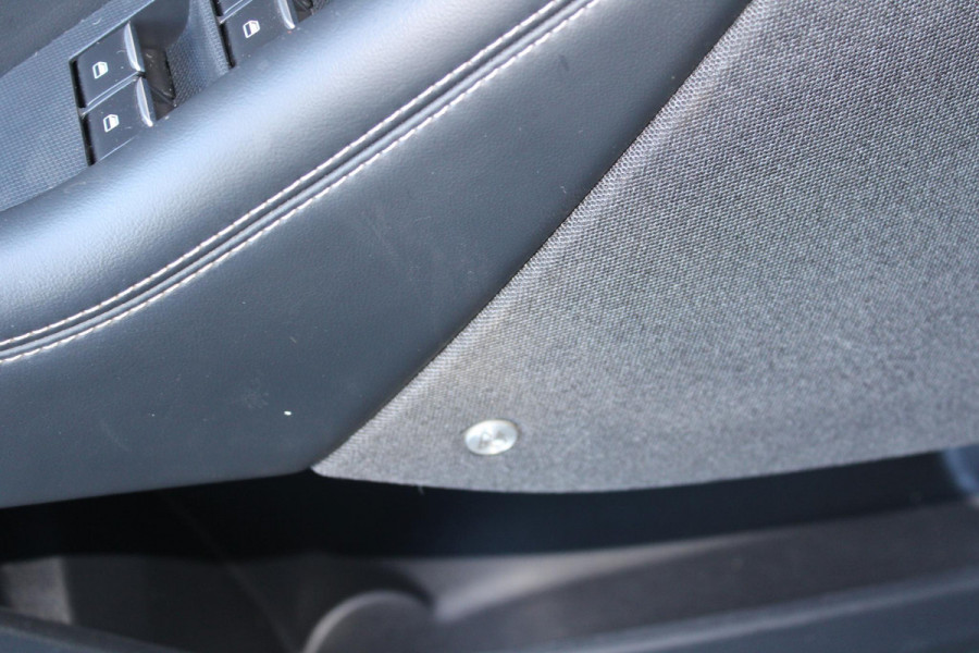 Ford Mustang Mach-E RWD 75 kWh | Trekhaak | Lederen bekleding | Voorruitverwarming | Stoelverwarming | Adaptieve cruise Control | Camera | Electrische achterklep