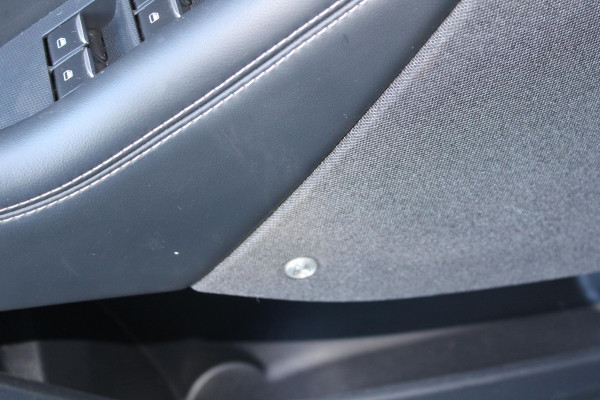 Ford Mustang Mach-E RWD 75 kWh | Trekhaak | Lederen bekleding | Voorruitverwarming | Stoelverwarming | Adaptieve cruise Control | Camera | Electrische achterklep