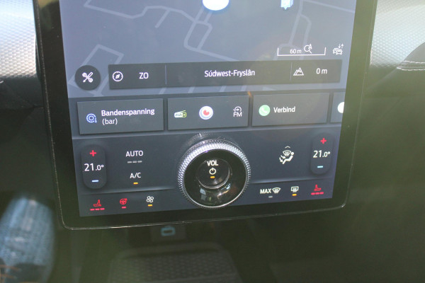 Ford Mustang Mach-E RWD 75 kWh | Trekhaak | Lederen bekleding | Voorruitverwarming | Stoelverwarming | Adaptieve cruise Control | Camera | Electrische achterklep