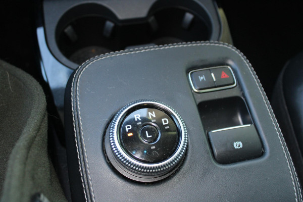 Ford Mustang Mach-E RWD 75 kWh | Trekhaak | Lederen bekleding | Voorruitverwarming | Stoelverwarming | Adaptieve cruise Control | Camera | Electrische achterklep